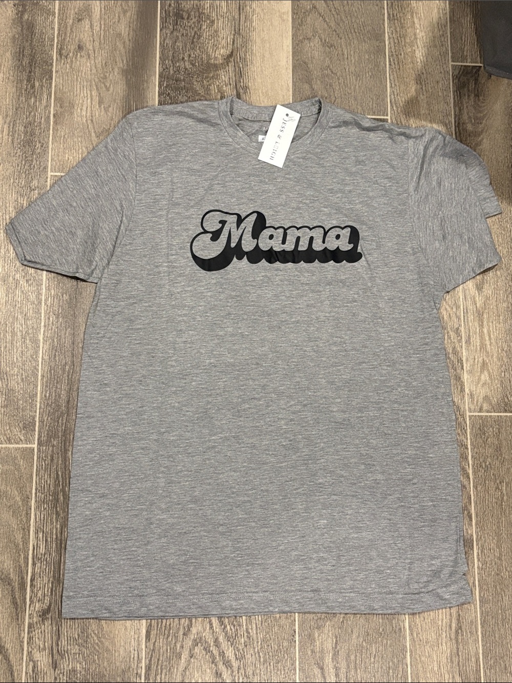 Mama Graphic Tee - Gray with Black Script